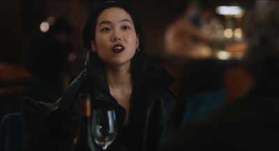 Excuse me? A gin and tonic, please. - Return to Seoul