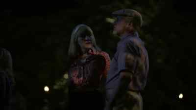Excuse me,
are you Kenneth Swiggens? - Hunters