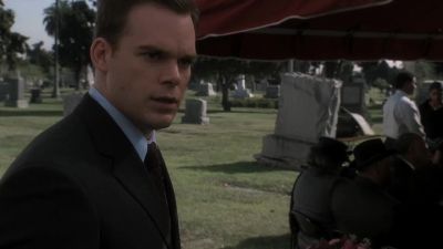 Excuse me, are you the funeral director? - Six Feet Under