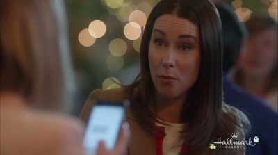 Excuse me, my brother
is texting you, - A Brush with Love