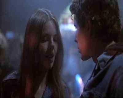 Excuse me, could we talk
together for a moment? - Looking for Mr  Goodbar