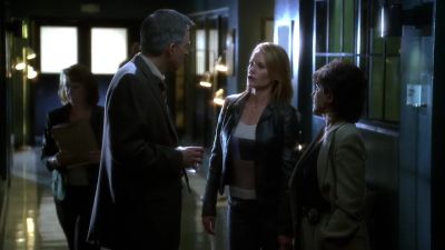 Excuse me, detective. - CSI: Crime Scene Investigation