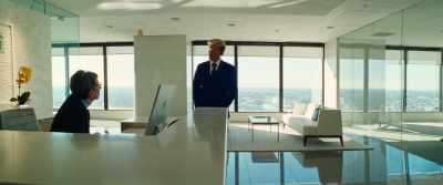 Excuse me,
do you know if Mr. Smith will be long? - Kinds of Kindness