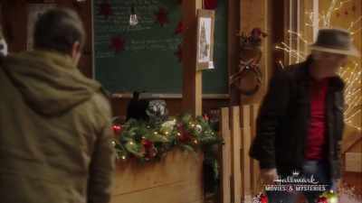 Excuse me. Duty calls,
I'll be right back. - Romance at Reindeer Lodge