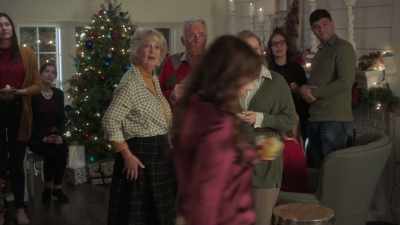 Excuse me, everyone.
Gram, Bev and Steve. - Christmas Unleashed