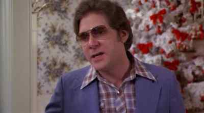 Excuse me. Have you seen Billy Clyde? - Semi Tough