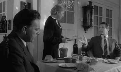 Excuse me, Herr Peters.
This came by special messenger. - The Spy Who Came in from the Cold