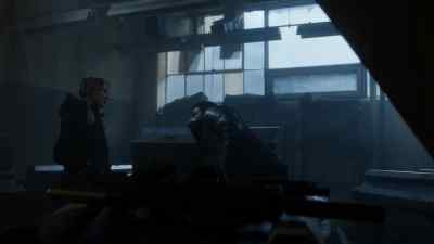 - Excuse me, hi.
- Hi. - Dark Matter