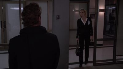 Excuse me.
I was told to come here. - The Mentalist