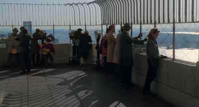 Excuse me. I'm Jonah. Are you Annie? - Sleepless in Seattle