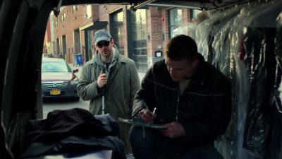 -Excuse me. I'm looking for a dry cleaner.
-Not doing pickups right now. - Marvel's Daredevil