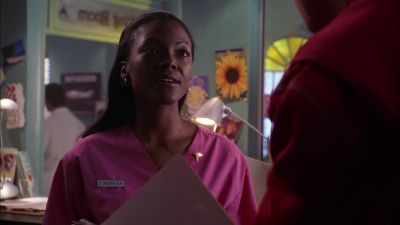 Excuse me. I'm looking for Chloe Sullivan. - Smallville