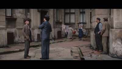 Excuse me. I'm looking for somebody. - Forgotten Love