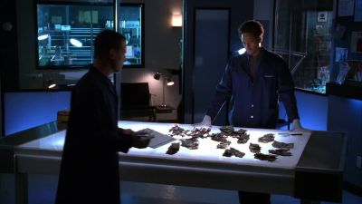 Excuse me. I'm with the Crime Lab. - CSI: Crime Scene Investigation