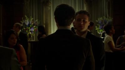 - Excuse me.
- It's time to go. - Marvel's Daredevil