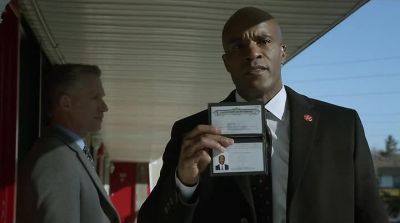 Excuse me, ma'am? - Designated Survivor