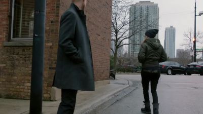 - Excuse me, miss? - Chicago P.D.