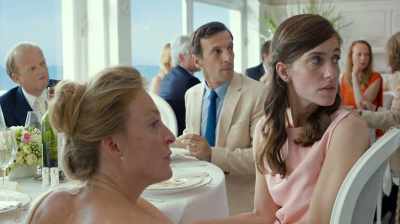 Excuse me, mum. - Happy End