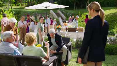 Excuse me for one moment. - Love on the Right Course