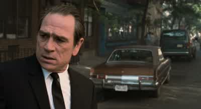 Excuse me. - Men in Black
