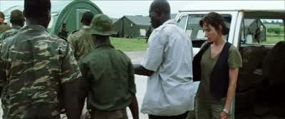 Excuse me. - Blood Diamond