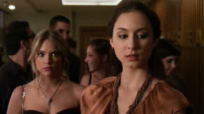 Excuse me. - Pretty Little Liars