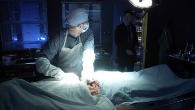 Excuse me. - Smallville