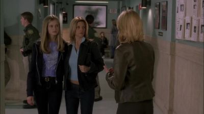 Excuse me. - CSI: Crime Scene Investigation