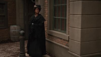 Excuse me? - Murdoch Mysteries