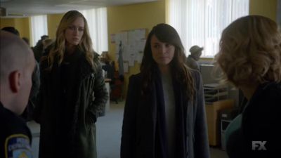 Excuse me. - The Strain
