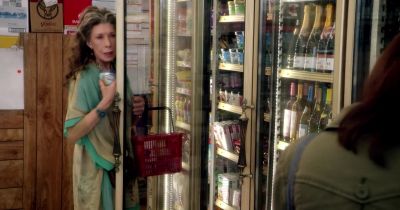 Excuse me. - Grace and Frankie
