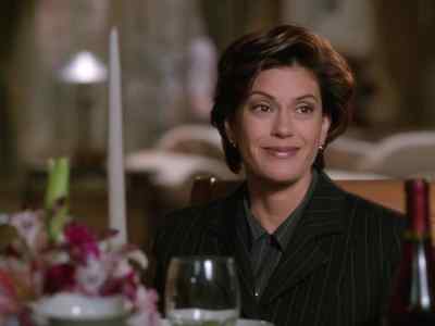 Excuse me. - Lois & Clark: The New Adventures of Superman