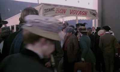 Excuse me. - S O S  Titanic
