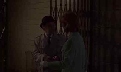 Excuse me. - Quatermass and the Pit