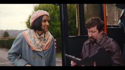 Excuse me, sir. - Sex Education