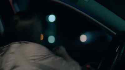 - Excuse me, sir. - Stop there. - Bloodline