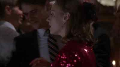 - Excuse me.
- Sorry. - Jennifer 8