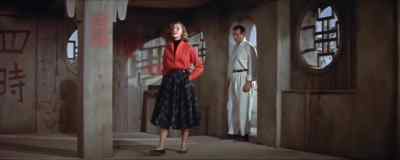 - Excuse me.
- That's all right. - Blood Alley