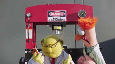 Excuse me, is there anything else
I can help you with today? - Muppets Now