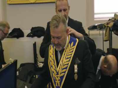 Excuse me, young man.
Would you just do me... do the honors? - Inside the Freemasons