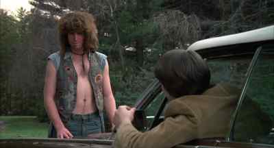 Excuse me, you're in our way. - Hair