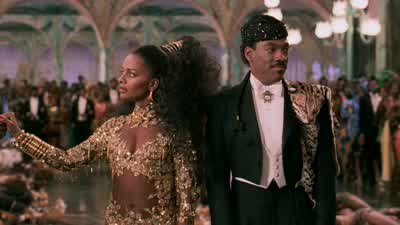 Excuse us for a moment. - Coming to America