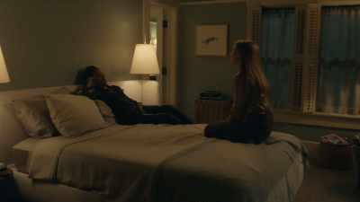 (EXHALES) I'm-- - Scenes from a Marriage