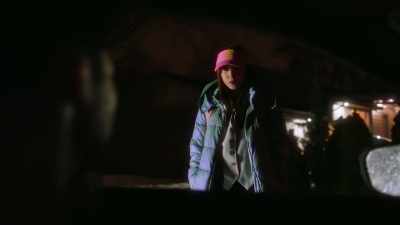 [exhales]
- Please go. - Little Girl in the Window