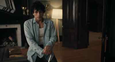 (exhales sharply)
Her name is Grace. - Humane
