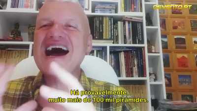 Există probabil
peste 100.000 de piramide. - The Cosmic Secret