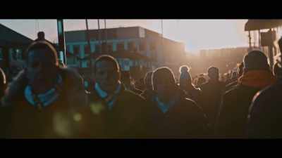 Expectant fans
have flocked to Elland Road, - Take Us Home: Leeds United