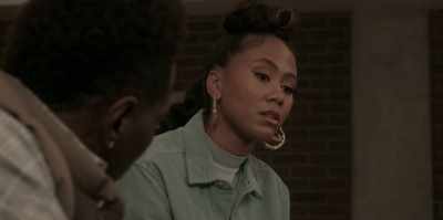 Experiencing the pain
that he's feeling, - All American: Homecoming