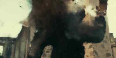 [explosion echoing] - The Mosquito Coast