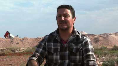 Explosives are dangerous,
but he's a risk to himself. - Outback Opal Hunters